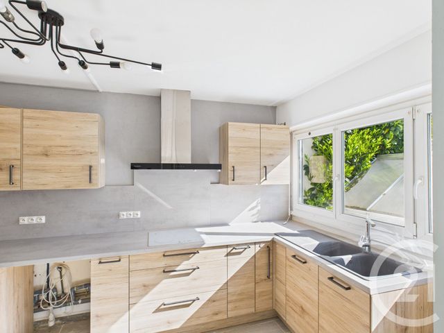 Appartement F4 &agrave; vendre - 4 pi&egrave;ces - 81,27 m2 - Trappes - 78 - ILE-DE-FRANCE