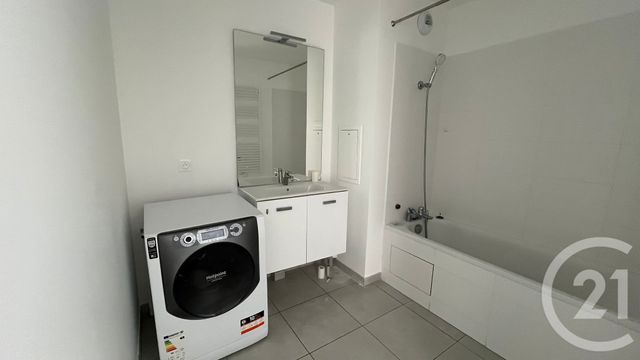 Appartement F3 &agrave; louer - 3 pi&egrave;ces - 58,80 m2 - Trappes - 78 - ILE-DE-FRANCE