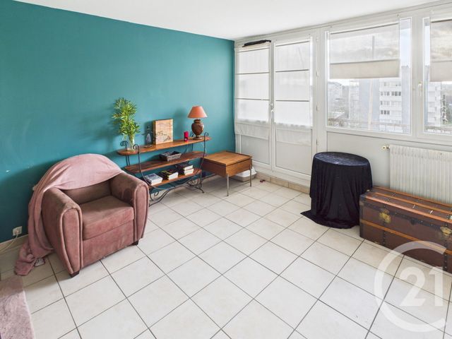 Appartement F4 &agrave; vendre - 4 pi&egrave;ces - 80 m2 - Trappes - 78 - ILE-DE-FRANCE