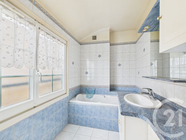 Maison &agrave; vendre - 5 pi&egrave;ces - 85,43 m2 - Trappes - 78 - ILE-DE-FRANCE
