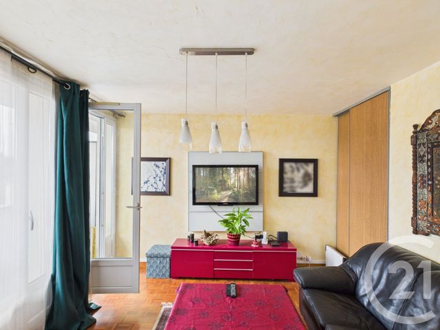 Appartement F4 à vendre - 4 pièces - 68,92 m2 - Trappes - 78 - ILE-DE-FRANCE