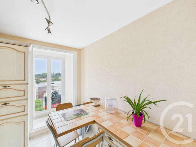 Appartement F4 à vendre - 4 pièces - 68,92 m2 - Trappes - 78 - ILE-DE-FRANCE