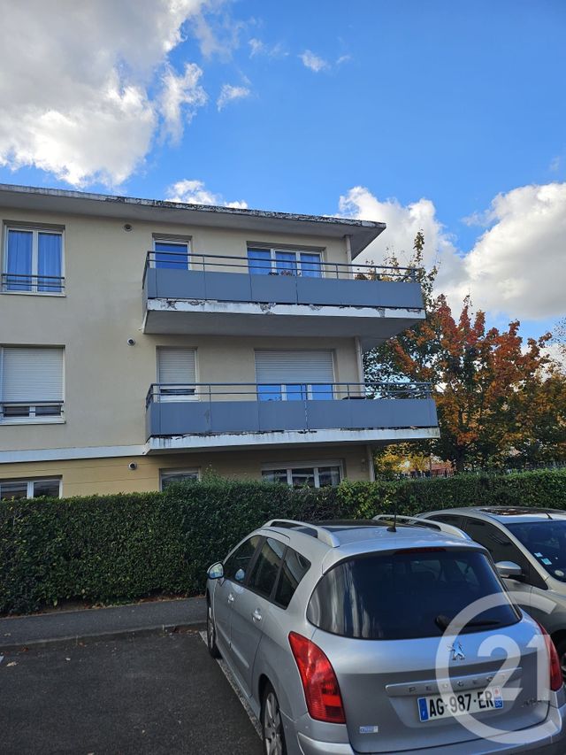 Appartement F3 à vendre - 3 pièces - 61 m2 - Trappes - 78 - ILE-DE-FRANCE