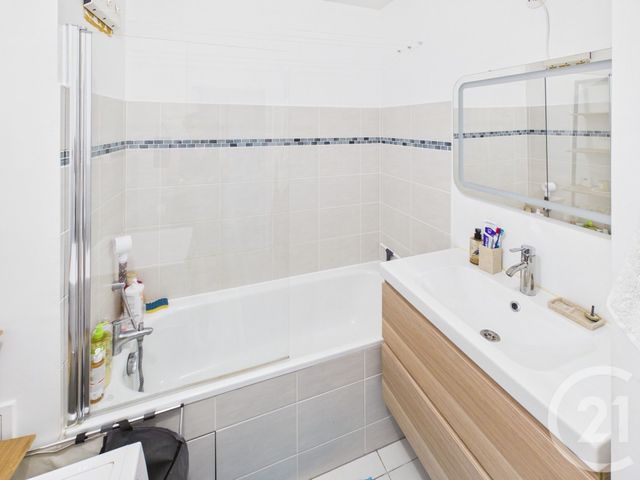 Appartement F2 &agrave; vendre - 2 pi&egrave;ces - 41 m2 - Trappes - 78 - ILE-DE-FRANCE
