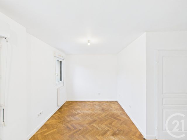 Appartement Studio à vendre - 1 pièce - 25 m2 - Trappes - 78 - ILE-DE-FRANCE