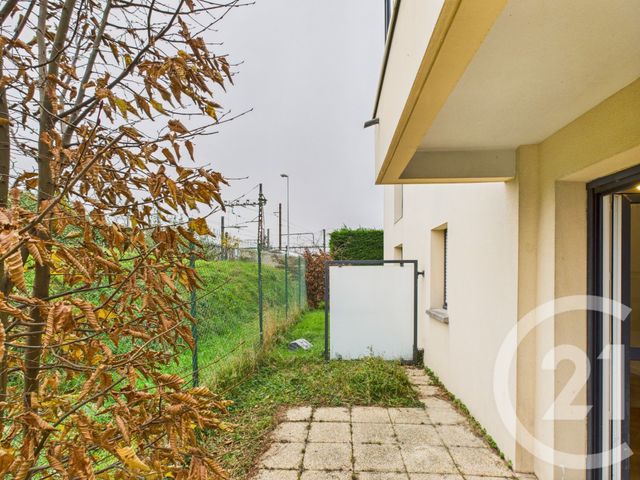 Appartement Studio à vendre - 1 pièce - 25 m2 - Trappes - 78 - ILE-DE-FRANCE