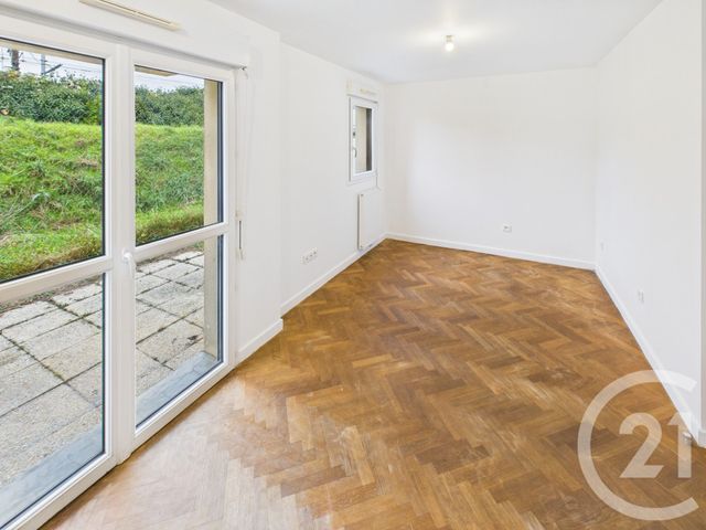 Appartement Studio à vendre - 1 pièce - 25 m2 - Trappes - 78 - ILE-DE-FRANCE