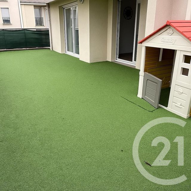 Appartement T4 à vendre - 4 pièces - 76 m2 - Trappes - 78 - ILE-DE-FRANCE