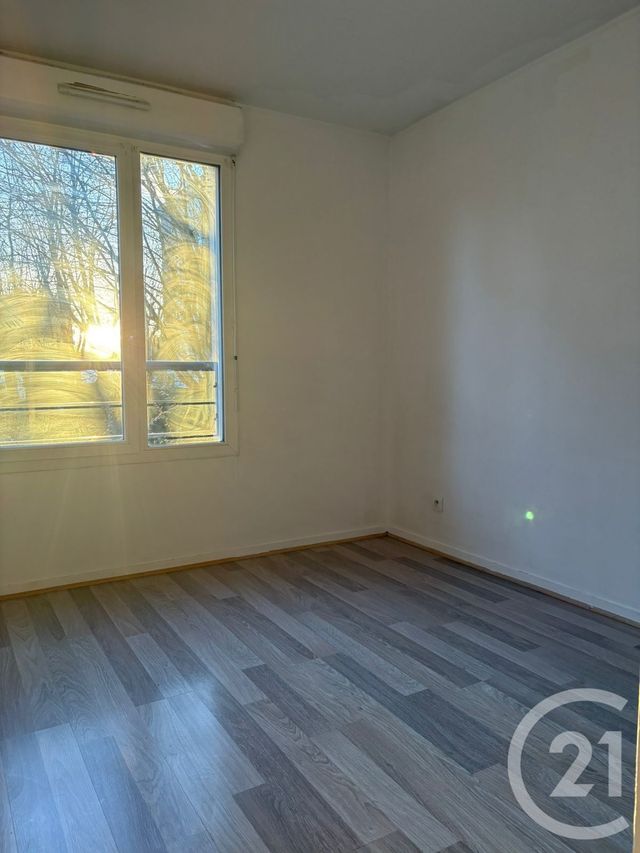 Appartement F3 &agrave; louer - 3 pi&egrave;ces - 66 m2 - Trappes - 78 - ILE-DE-FRANCE