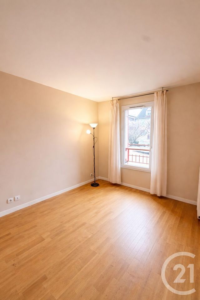 Appartement F3 &agrave; vendre - 3 pi&egrave;ces - 57 m2 - Trappes - 78 - ILE-DE-FRANCE