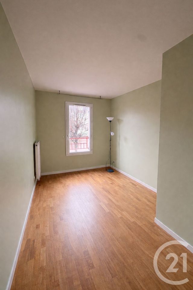 Appartement F3 &agrave; vendre - 3 pi&egrave;ces - 57 m2 - Trappes - 78 - ILE-DE-FRANCE