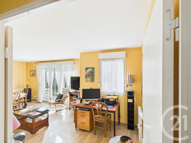 Appartement F3 &agrave; vendre - 3 pi&egrave;ces - 67 m2 - Trappes - 78 - ILE-DE-FRANCE