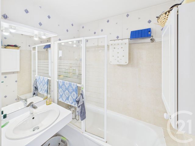 Appartement F3 &agrave; vendre - 3 pi&egrave;ces - 67 m2 - Trappes - 78 - ILE-DE-FRANCE