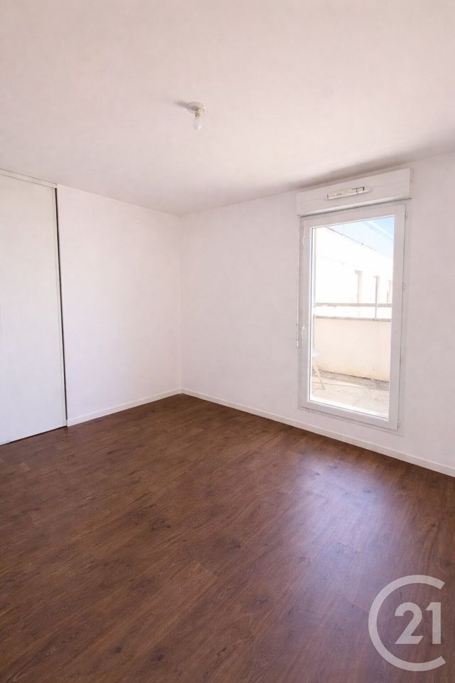 Appartement T4 &agrave; vendre - 4 pi&egrave;ces - 75 m2 - Trappes - 78 - ILE-DE-FRANCE
