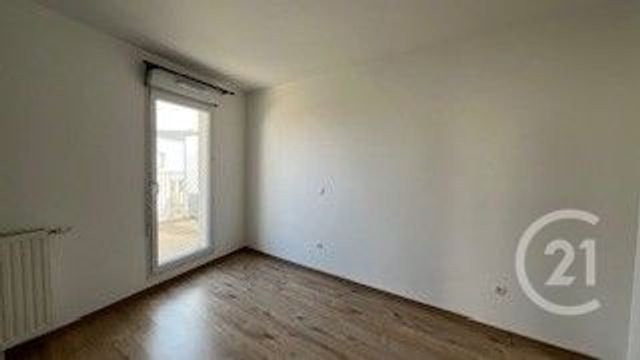 Appartement F2 &agrave; louer - 2 pi&egrave;ces - 42 m2 - Trappes - 78 - ILE-DE-FRANCE