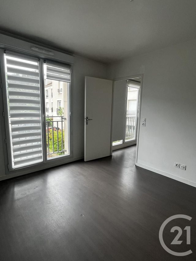 Appartement F2 &agrave; louer - 2 pi&egrave;ces - 36,22 m2 - Trappes - 78 - ILE-DE-FRANCE