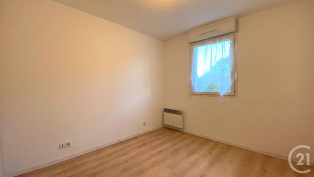 Appartement F2 &agrave; louer - 2 pi&egrave;ces - 45,62 m2 - Trappes - 78 - ILE-DE-FRANCE