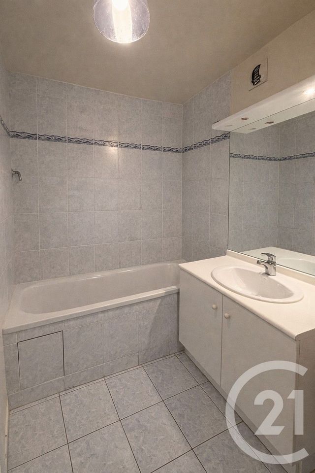 Appartement F2 &agrave; vendre - 2 pi&egrave;ces - 44,71 m2 - Trappes - 78 - ILE-DE-FRANCE