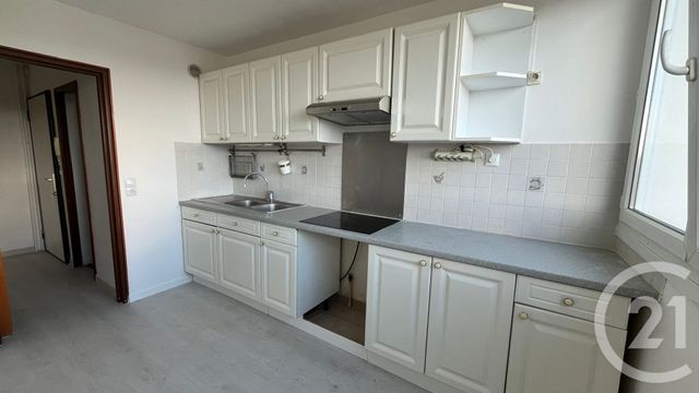 Appartement F3 &agrave; louer - 3 pi&egrave;ces - 65,67 m2 - Trappes - 78 - ILE-DE-FRANCE