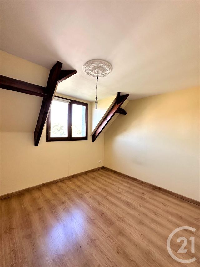 Appartement F3 &agrave; louer - 3 pi&egrave;ces - 50,66 m2 - Issou - 78 - ILE-DE-FRANCE