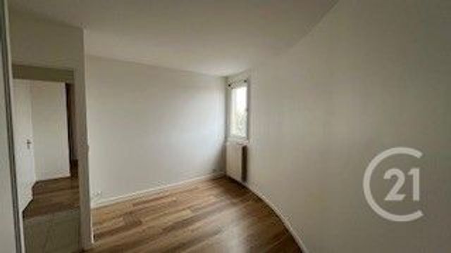 Appartement F4 &agrave; louer - 4 pi&egrave;ces - 86,66 m2 - Montigny Le Bretonneux - 78 - ILE-DE-FRANCE