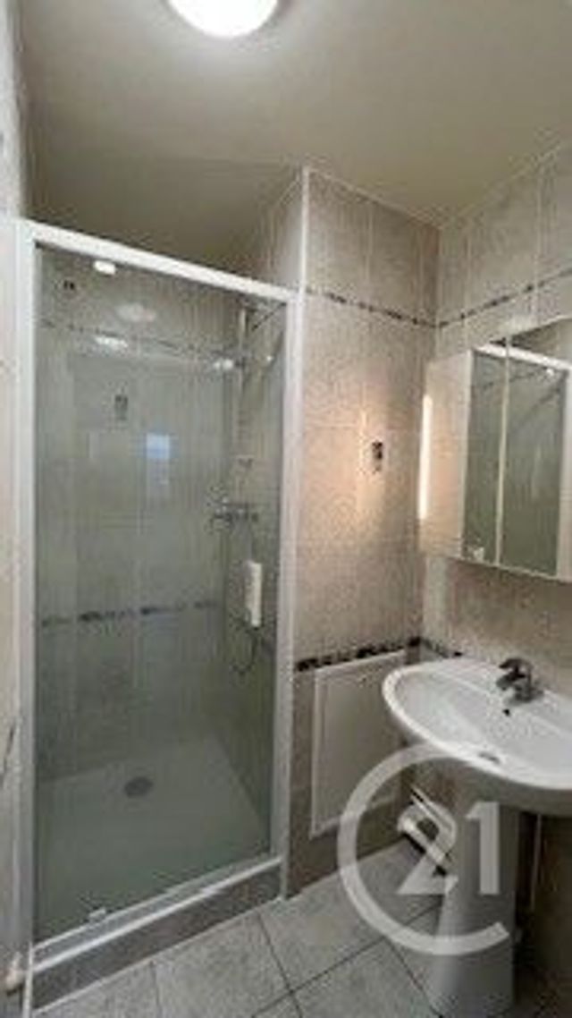 Appartement F4 &agrave; louer - 4 pi&egrave;ces - 86,66 m2 - Montigny Le Bretonneux - 78 - ILE-DE-FRANCE