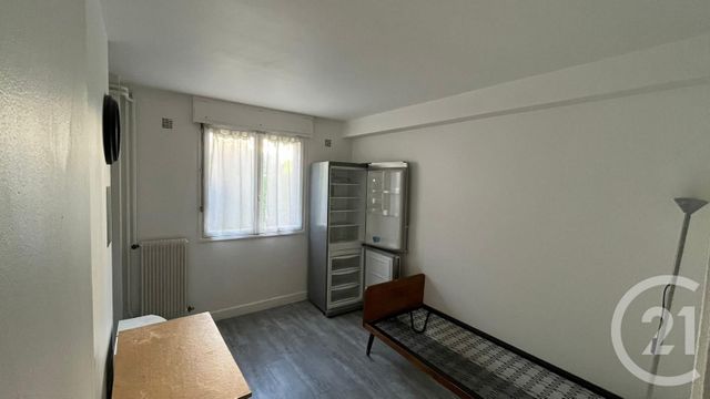 Appartement F1 &agrave; louer - 1 pi&egrave;ce - 17,12 m2 - Louveciennes - 78 - ILE-DE-FRANCE