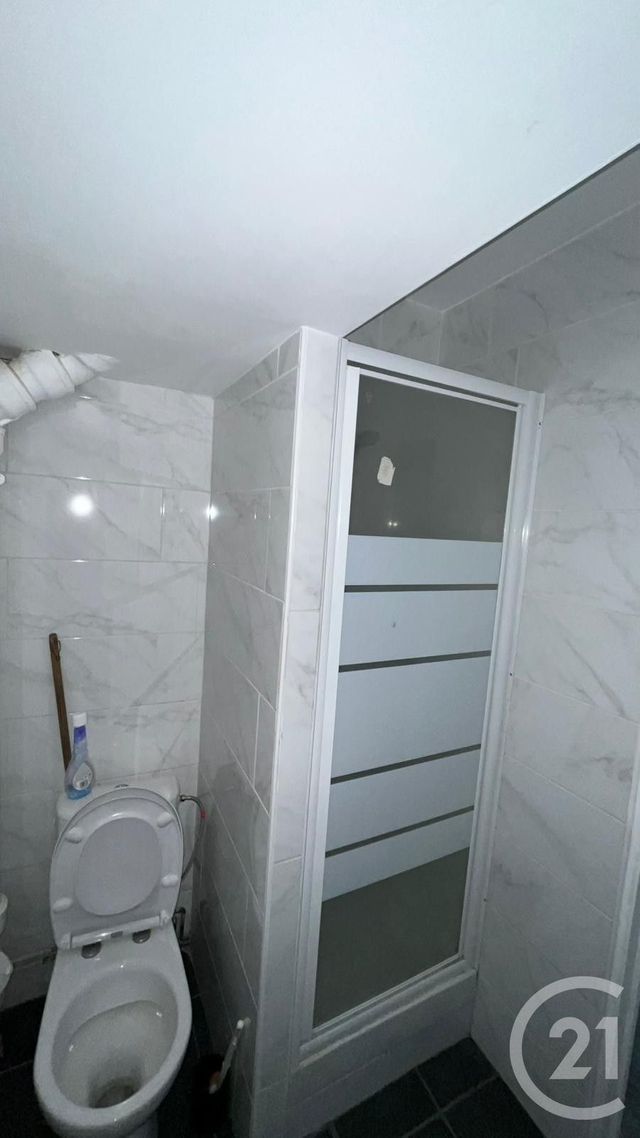 Appartement F1 &agrave; louer - 1 pi&egrave;ce - 17,12 m2 - Louveciennes - 78 - ILE-DE-FRANCE