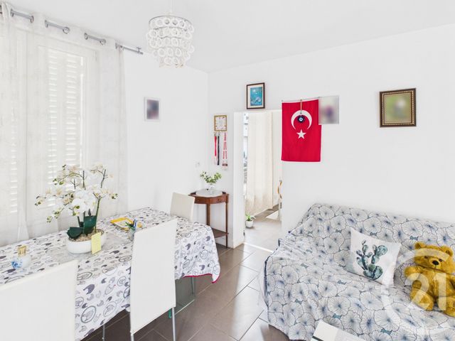 Maison &agrave; vendre - 5 pi&egrave;ces - 121,20 m2 - Trappes - 78 - ILE-DE-FRANCE