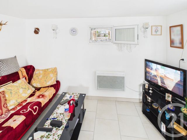 Maison &agrave; vendre - 5 pi&egrave;ces - 121,20 m2 - Trappes - 78 - ILE-DE-FRANCE