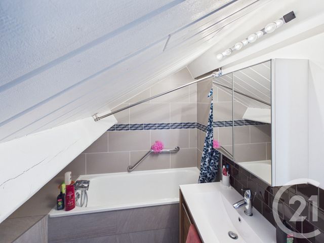 Maison &agrave; vendre - 5 pi&egrave;ces - 121,20 m2 - Trappes - 78 - ILE-DE-FRANCE