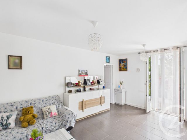 Maison &agrave; vendre - 5 pi&egrave;ces - 121,20 m2 - Trappes - 78 - ILE-DE-FRANCE