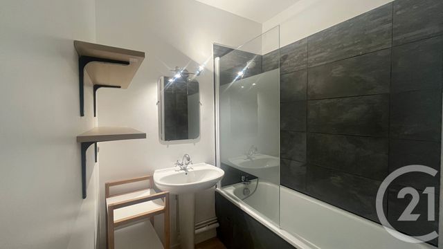 Appartement F2 &agrave; louer - 2 pi&egrave;ces - 46,50 m2 - Elancourt - 78 - ILE-DE-FRANCE