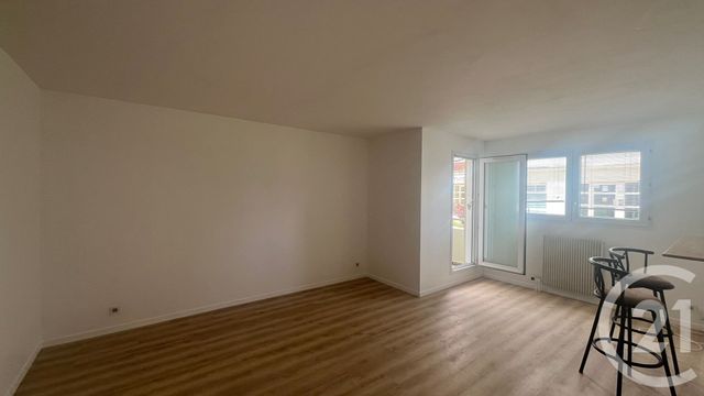 Appartement F2 &agrave; louer - 2 pi&egrave;ces - 46,50 m2 - Elancourt - 78 - ILE-DE-FRANCE