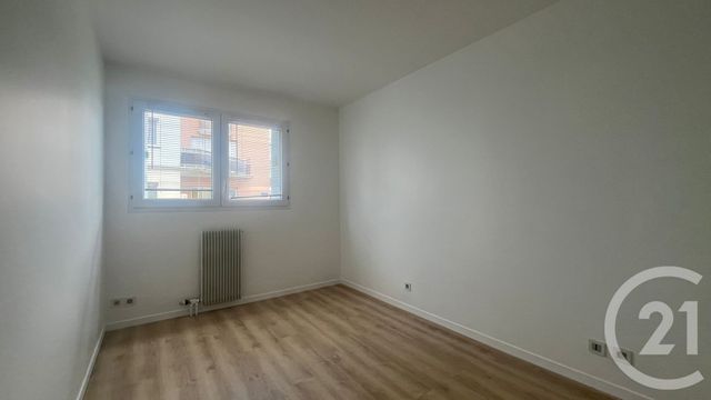 Appartement F2 &agrave; louer - 2 pi&egrave;ces - 46,50 m2 - Elancourt - 78 - ILE-DE-FRANCE