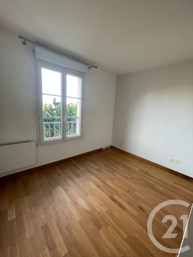 Appartement F3 &agrave; louer - 3 pi&egrave;ces - 56 m2 - Trappes - 78 - ILE-DE-FRANCE