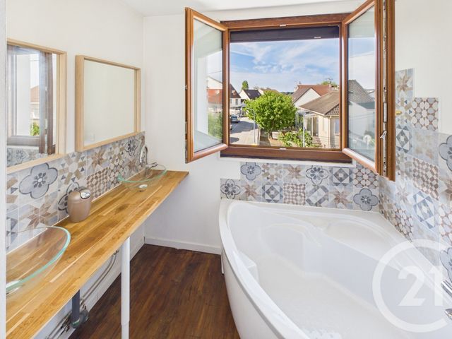 Maison &agrave; vendre - 4 pi&egrave;ces - 92 m2 - Trappes - 78 - ILE-DE-FRANCE