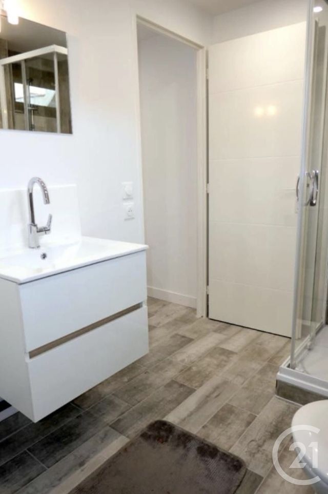 Appartement Studio &agrave; louer - 1 pi&egrave;ce - 26,19 m2 - Trappes - 78 - ILE-DE-FRANCE