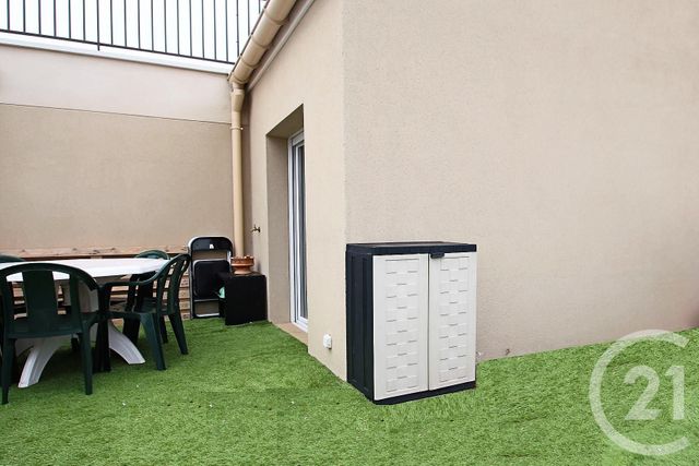 Appartement T2 &agrave; louer - 2 pi&egrave;ces - 44,49 m2 - Trappes - 78 - ILE-DE-FRANCE