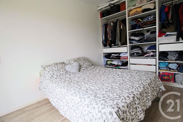 Appartement T2 &agrave; louer - 2 pi&egrave;ces - 44,49 m2 - Trappes - 78 - ILE-DE-FRANCE