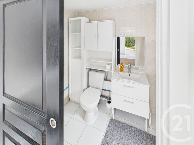 Maison &agrave; louer - 2 pi&egrave;ces - 47,50 m2 - Trappes - 78 - ILE-DE-FRANCE