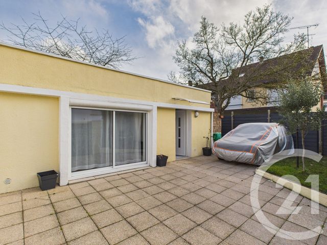 Maison &agrave; louer - 2 pi&egrave;ces - 47,50 m2 - Trappes - 78 - ILE-DE-FRANCE