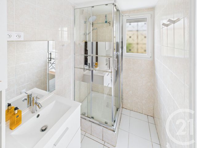 Maison &agrave; louer - 2 pi&egrave;ces - 47,50 m2 - Trappes - 78 - ILE-DE-FRANCE