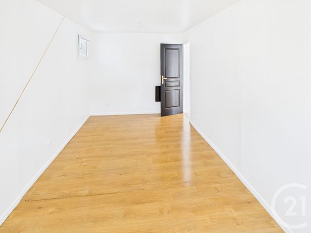 Maison &agrave; louer - 2 pi&egrave;ces - 47,50 m2 - Trappes - 78 - ILE-DE-FRANCE