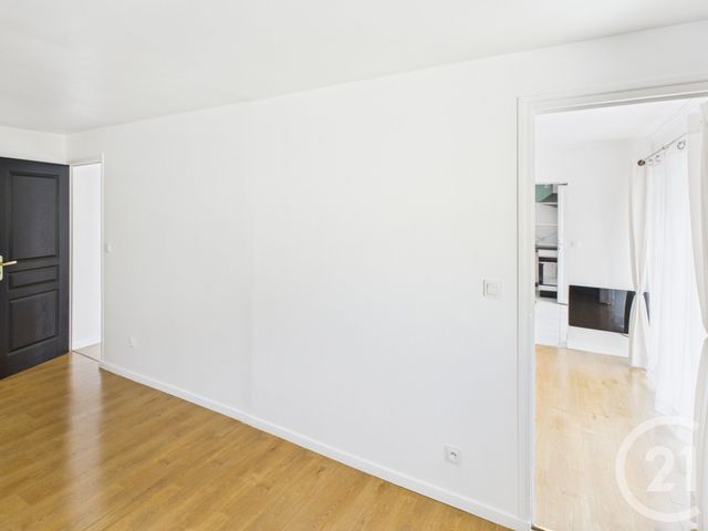 Maison &agrave; louer - 2 pi&egrave;ces - 47,50 m2 - Trappes - 78 - ILE-DE-FRANCE