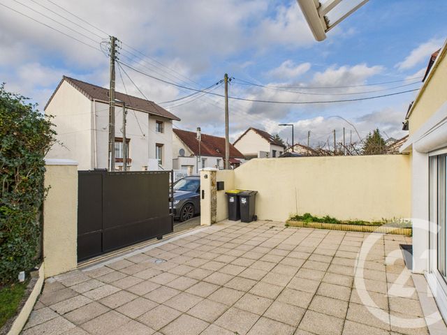 Maison &agrave; louer - 2 pi&egrave;ces - 47,50 m2 - Trappes - 78 - ILE-DE-FRANCE