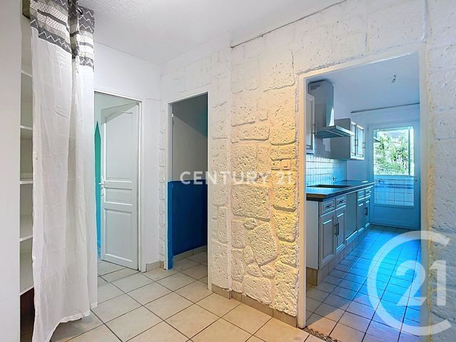 Appartement F4 &agrave; vendre - 4 pi&egrave;ces - 68,91 m2 - Aubagne - 13 - PROVENCE-ALPES-COTE-D-AZUR