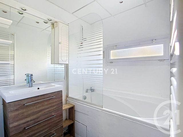 Appartement F4 &agrave; vendre - 4 pi&egrave;ces - 68,91 m2 - Aubagne - 13 - PROVENCE-ALPES-COTE-D-AZUR