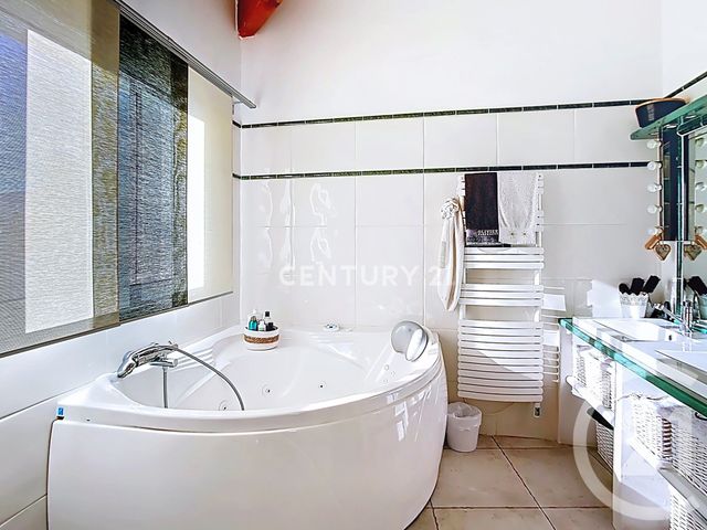 Maison &agrave; vendre - 6 pi&egrave;ces - 157,26 m2 - St Zacharie - 83 - PROVENCE-ALPES-COTE-D-AZUR