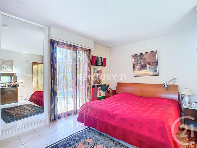 Maison à vendre - 7 pièces - 350 m2 - Aubagne - 13 - PROVENCE-ALPES-COTE-D-AZUR